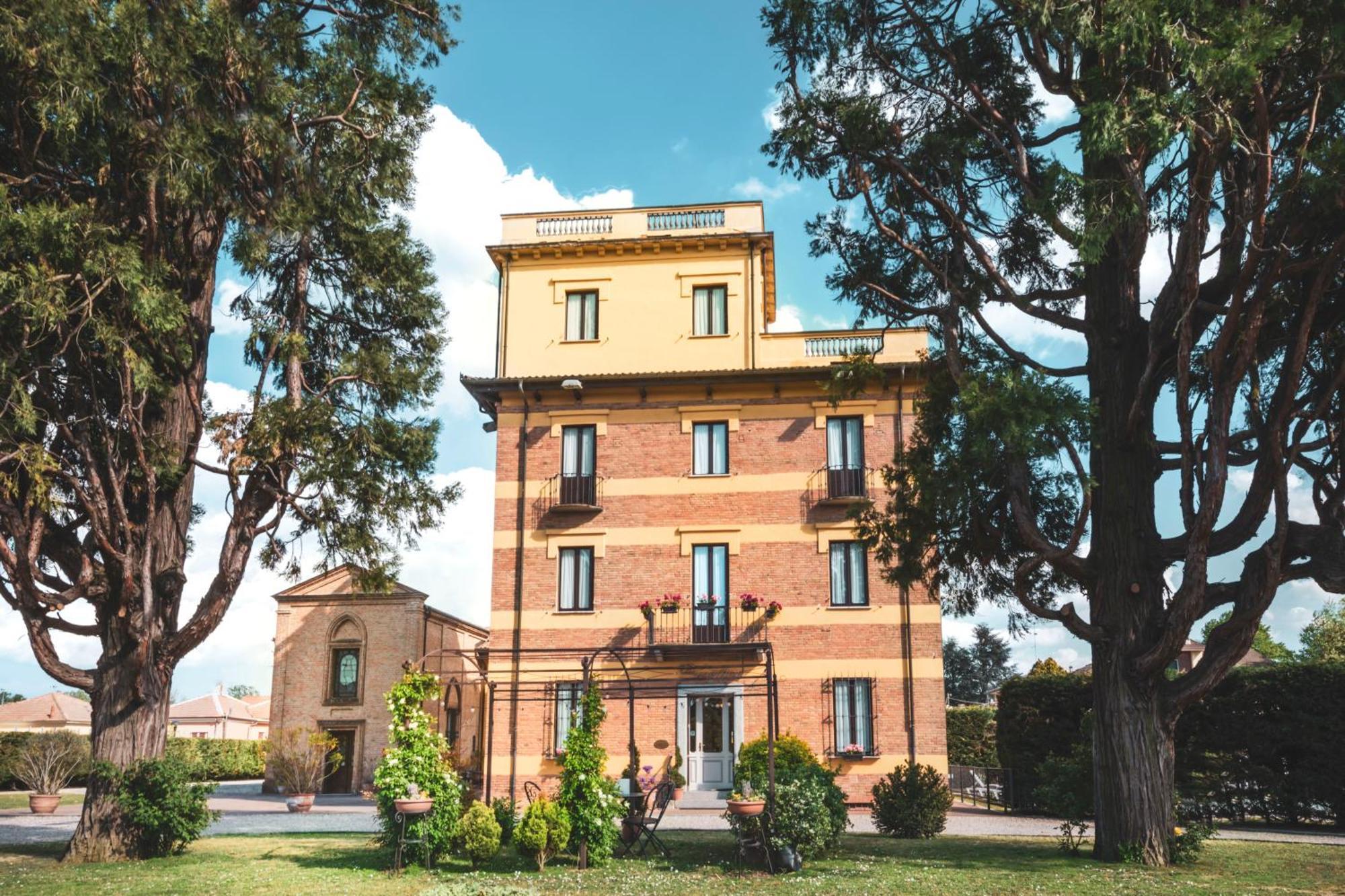 Hotel Villa Liberty Pontecurone Extérieur photo