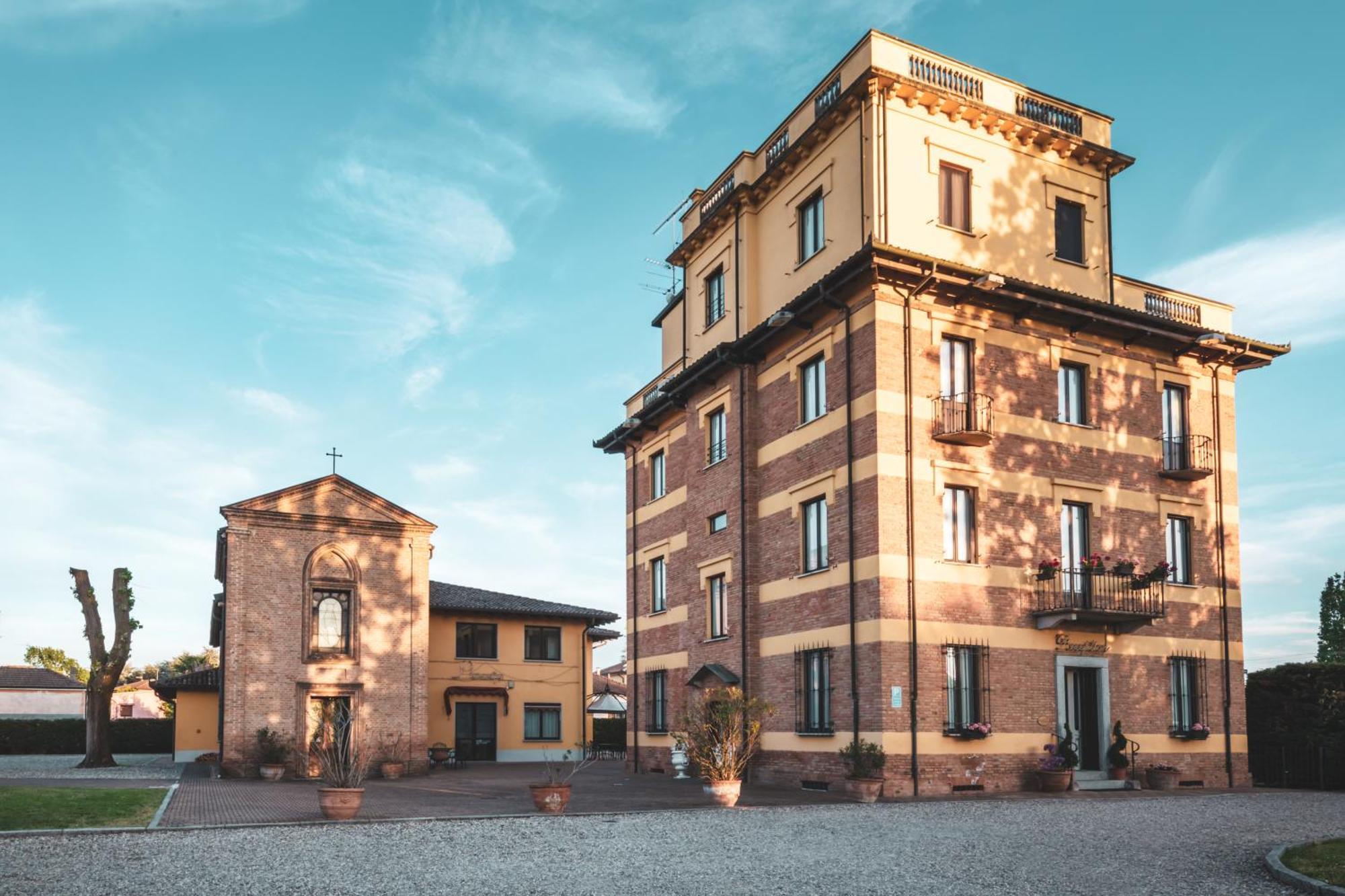 Hotel Villa Liberty Pontecurone Extérieur photo