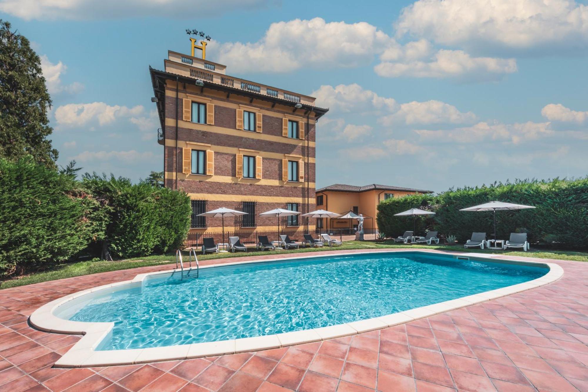 Hotel Villa Liberty Pontecurone Extérieur photo